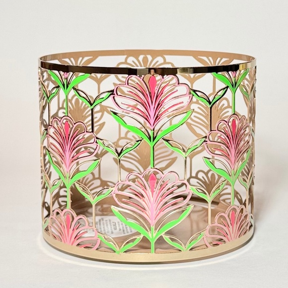 LOTUS FLOWER 3-Wick Candle Holder - Picture 3 of 5